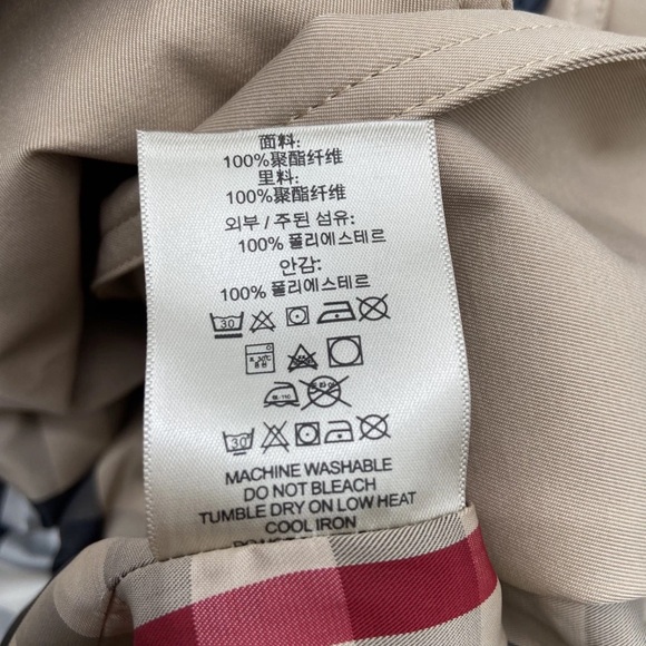 Vintage Burberry Double-Breasted Tan Trench Coat! - Picture 7 of 8